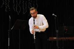 2024-12-15_Poznajemy-Instrumenty-klarnet-pianino-spiew_05