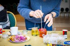 2025-11-16_Zapach-Ukojenia-warsztaty-tworzenia-swiec-sojowych_14