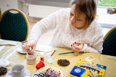 2025-11-16_Zapach-Ukojenia-warsztaty-tworzenia-swiec-sojowych_26