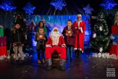 2025-12-07_Usmiechowe-Miasteczko-Mikolaja_Usmiechowy-upominek_080