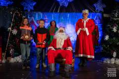 2025-12-07_Usmiechowe-Miasteczko-Mikolaja_Usmiechowy-upominek_124