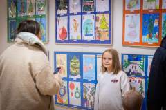 3_2025-12-14_Wernisaz-konkurs-Ozarowska-Kartka-Swiateczna-2025_006