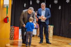 3_2025-12-14_Wernisaz-konkurs-Ozarowska-Kartka-Swiateczna-2025_083