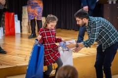 3_2025-12-14_Wernisaz-konkurs-Ozarowska-Kartka-Swiateczna-2025_115
