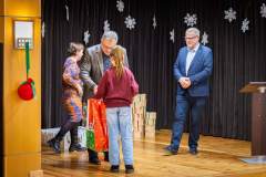 3_2025-12-14_Wernisaz-konkurs-Ozarowska-Kartka-Swiateczna-2025_121