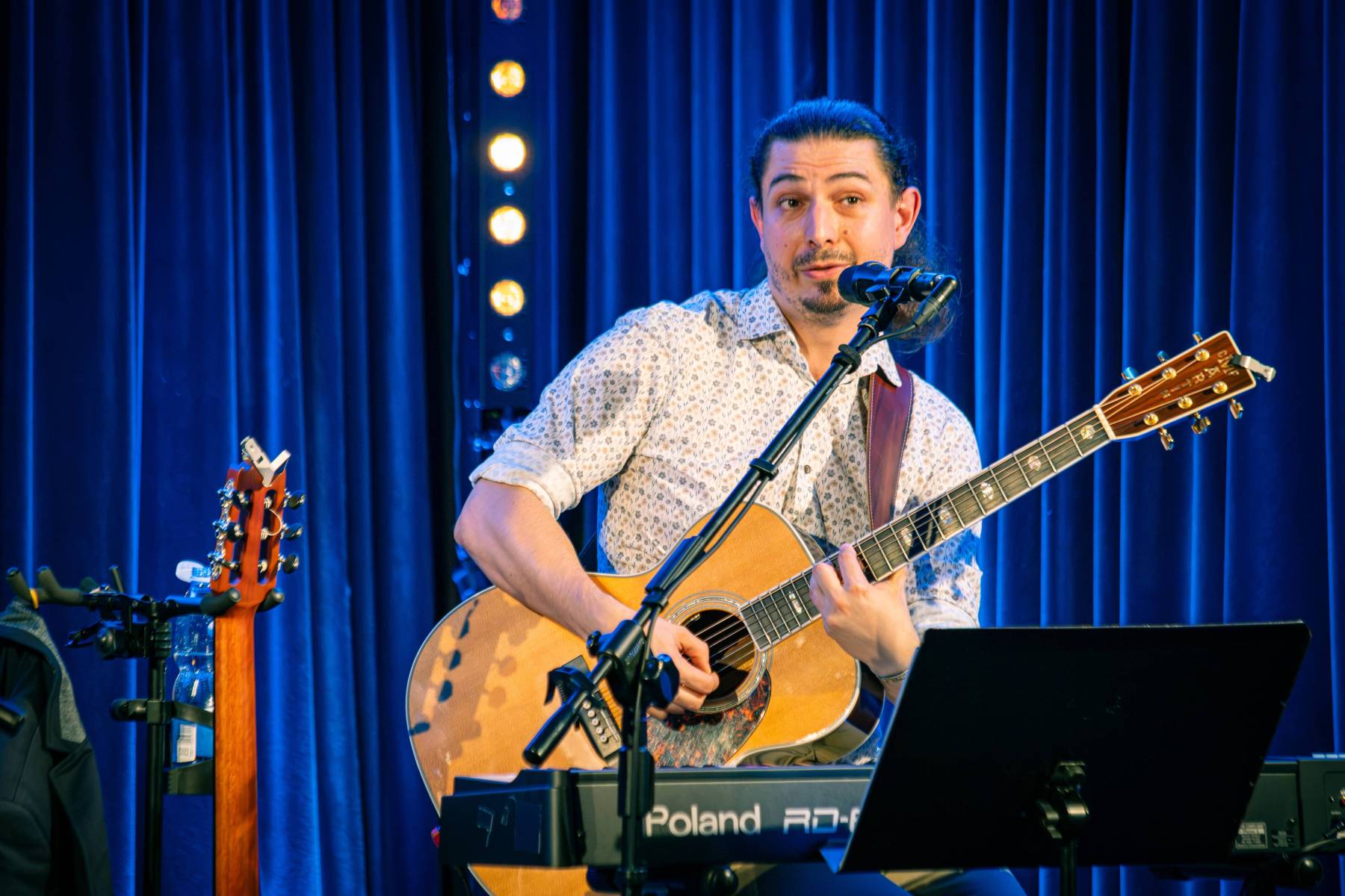 2026-09-27_Koncert-Krajewski-Czarodziej-Wzruszen_09
